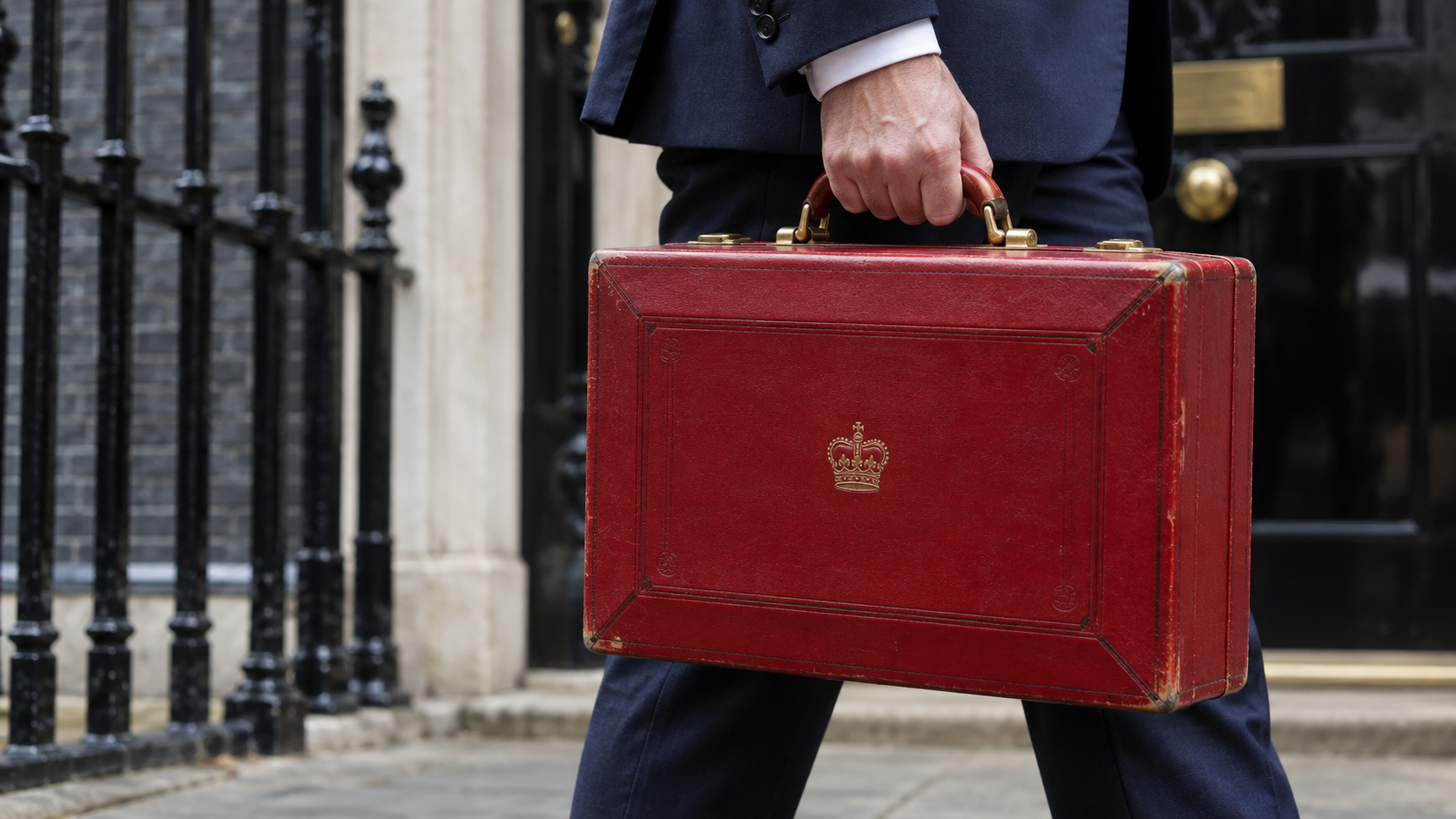 Gilts Are Priced for a Budget That Doesn't Disappoint. That Is the Risk Going Into Wednesday