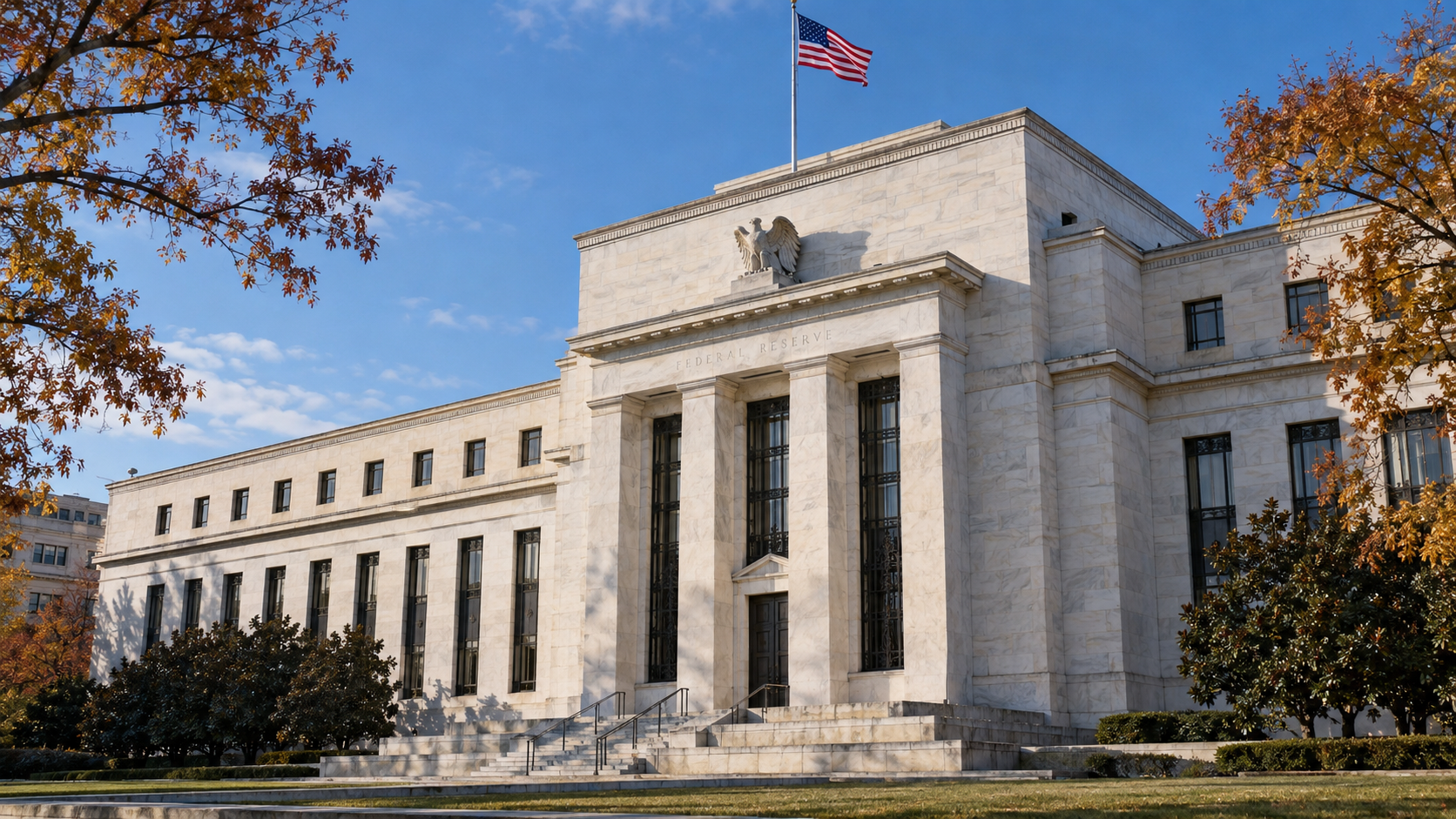 The Dollar Is Near an 18-Month High Even as Traders Bet Against Another Fed Hike This Month